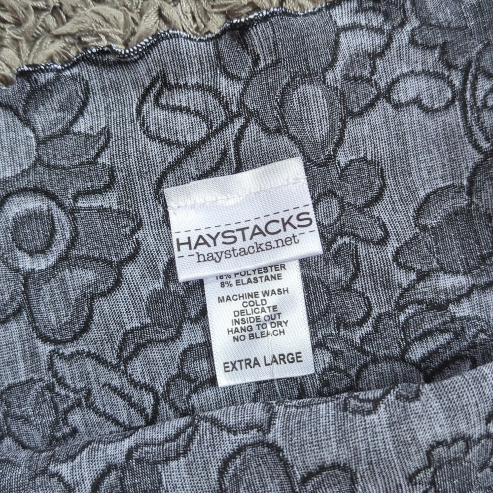 Haystacks Black and White Floral A-Line Skirt With Ruffled Hem Size XL - Picture 5 of 8